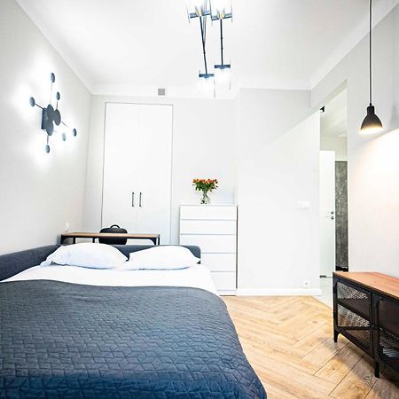 Apartament W Centrum Warszawy - Dworzec Centralny ワルシャワ エクステリア 写真