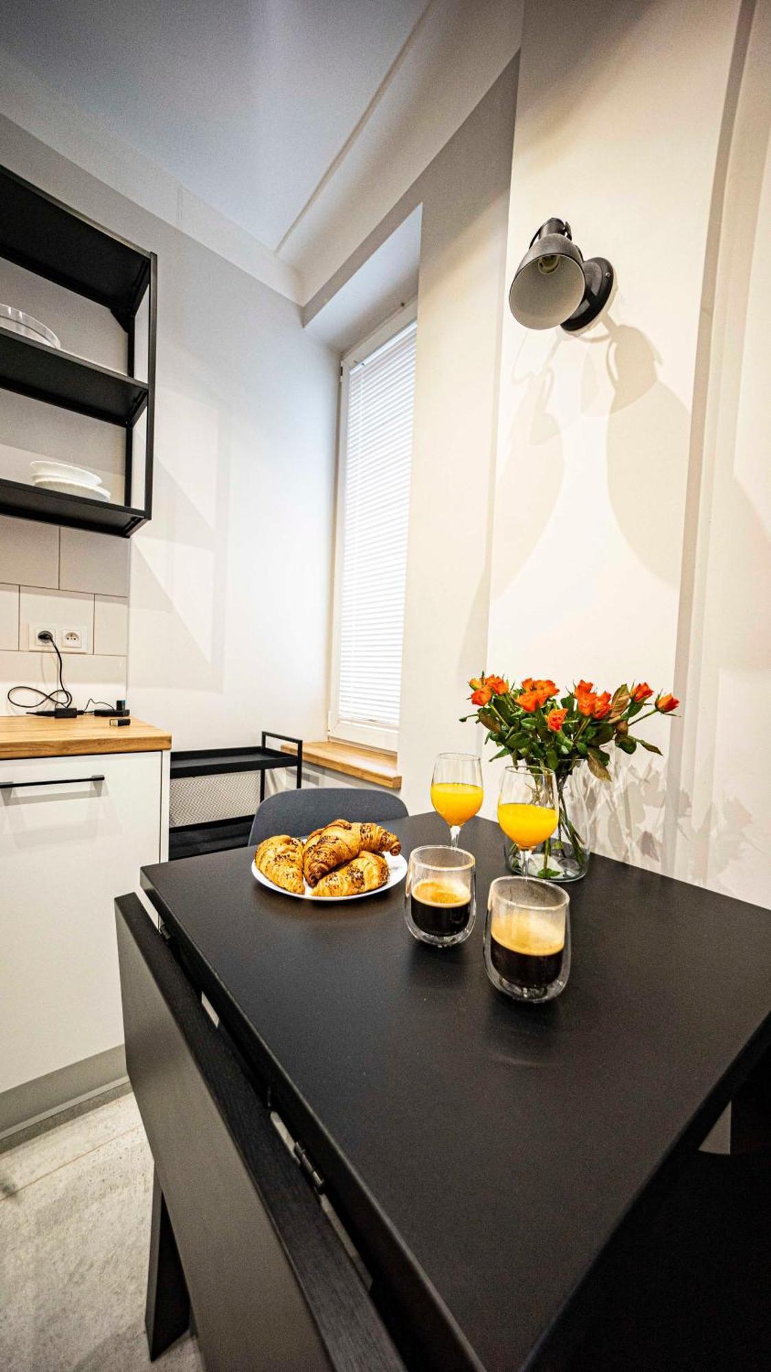 Apartament W Centrum Warszawy - Dworzec Centralny ワルシャワ エクステリア 写真